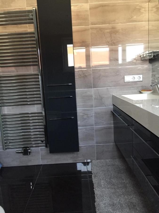 Luxurioeses City Penthouse Friedrichshafen Ngoại thất bức ảnh